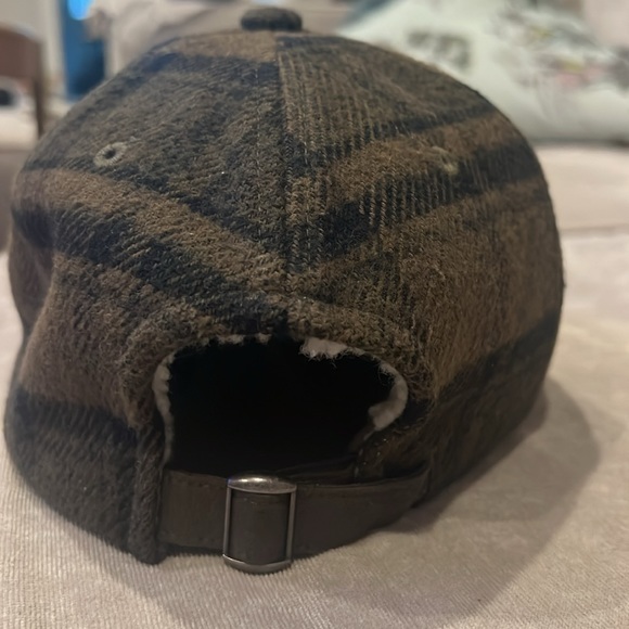 Kith women’s Sherpa Lined Hat Green Black Flannel Plaid.Sueded Brim & Adjustable - Picture 4 of 5